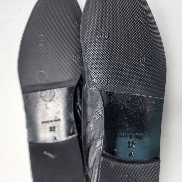 Chanel Black Leather Quilted Flats 37 - Picture 11 of 11